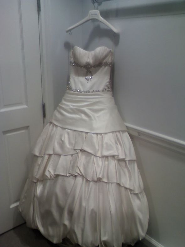 i got my dress!!! Pics : wedding 0209001902