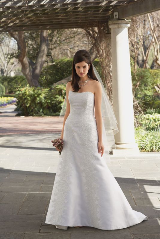 bargain dresses, show off your lovelies :  wedding Watters 1053B