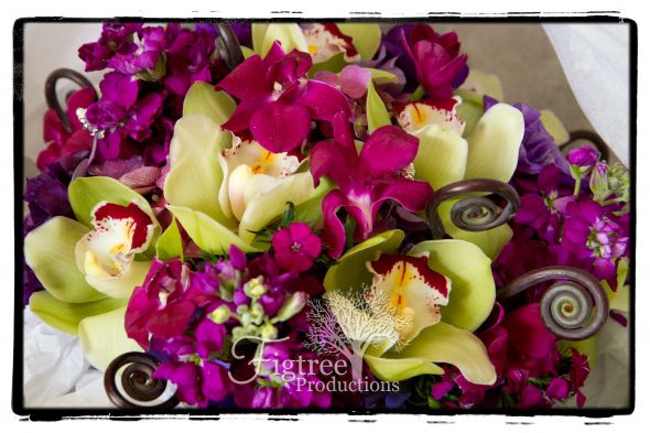 Wedding Bouquets Photos wedding green purple ivory bouquet flowers 10DIMG 