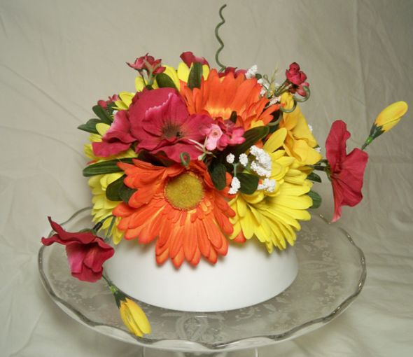 gerber daisy cakes. flower bride Gerbera Daisy