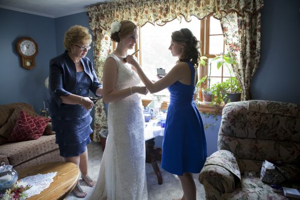 7.9.11 'rustic chic' recap! photo heavy!! :  wedding recap blue yellow july wedding country  MG 8200 R