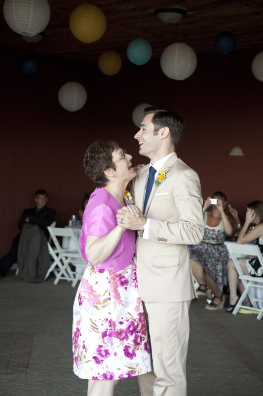 7.9.11 'rustic chic' recap! photo heavy!! :  wedding recap blue yellow july wedding country  MG 9157 R