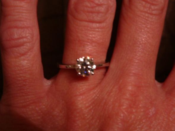 1ct Round or Princess? :  wedding 1ct round princess Ring
