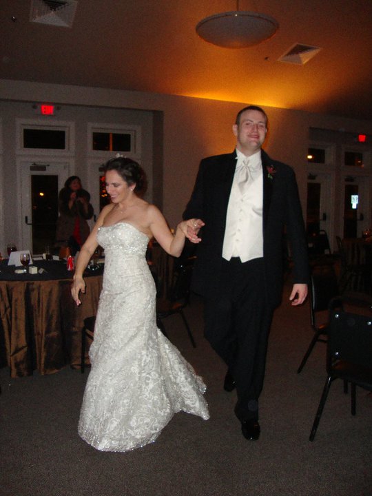 Show off your trumpet/mermaid style dress : wedding Exit