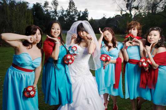 DIY Mario Bros bouquets wedding blue red bridesmaids bouquet flowers diy 