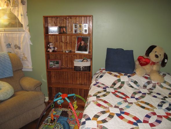 Bees with babies- Share pictures of their rooms! :  wedding Nursery4