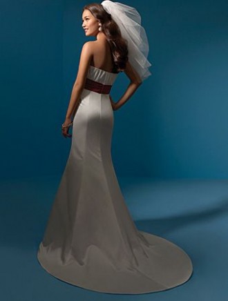 Brand new Alfred Angelo 2053 size 10 Ivory satin mermaid wedding dress 
