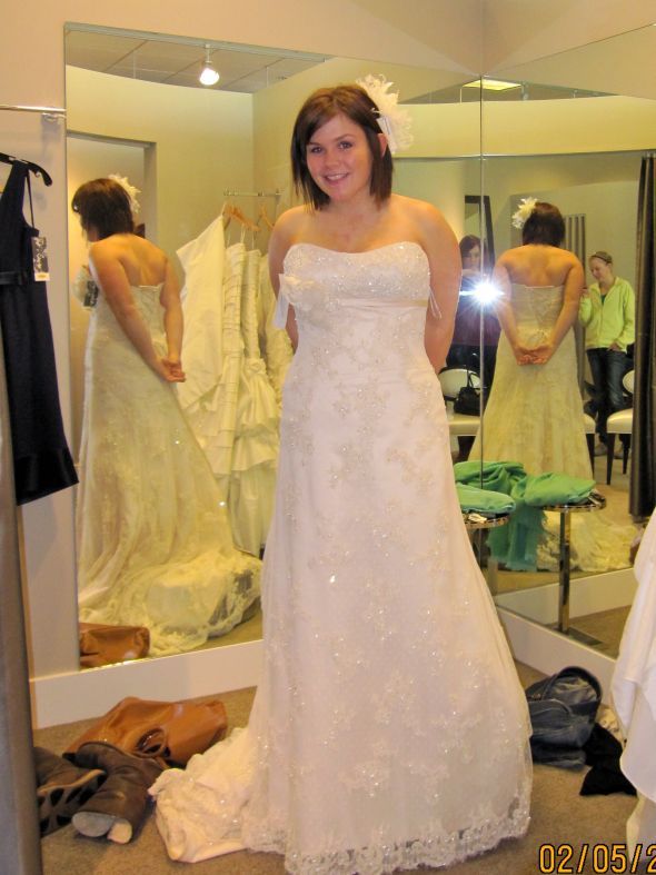 Can you show me your lace dresses? Pretty Please! :  wedding pronovias IMG 0998
