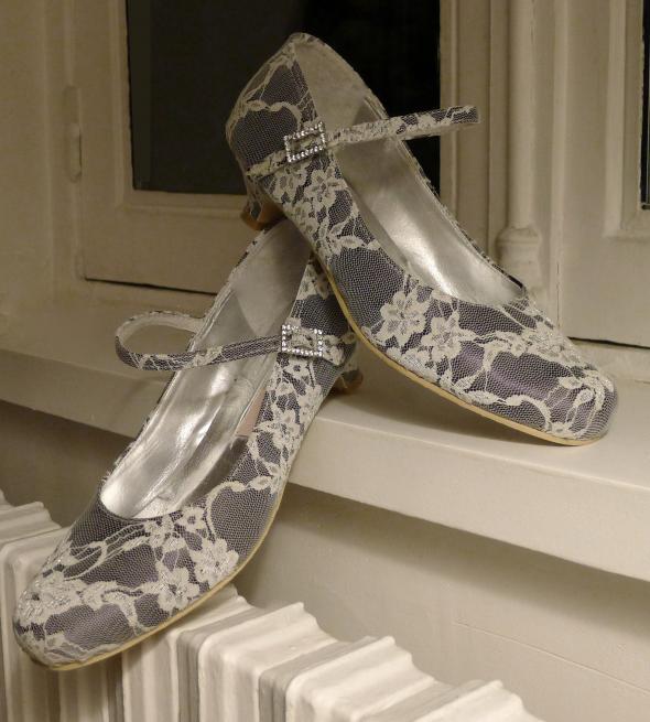 My low-heeled wedding shoes