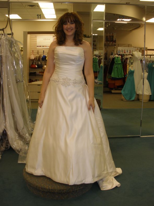 Which Dress??? :  wedding Brandy Dress 004