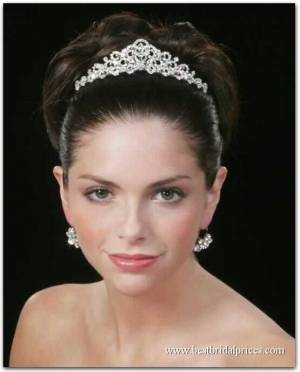 TIARA BRAND NEW WITH :  wedding tiara brand new with 5536kld 27