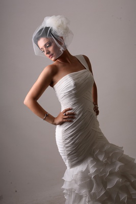 Veil Ordeal - (help & pics needed!!!) : wedding veil san patrick edimburgo pronovias ruffles Reception Veil