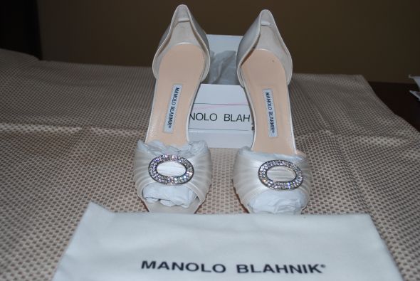 I purchased them at the Manolo Blahnik boutique The shoes retail for 675