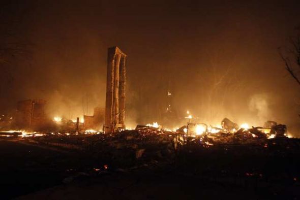 (NWR) Wildfires in Texas.... Bastrop!!!! Absolutely Devestating! :  wedding Bastrop Fire 3