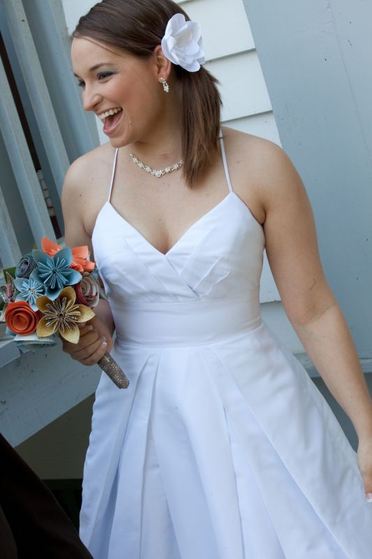 Can I see you in your dress? :  wedding dress Cavazos 64.1