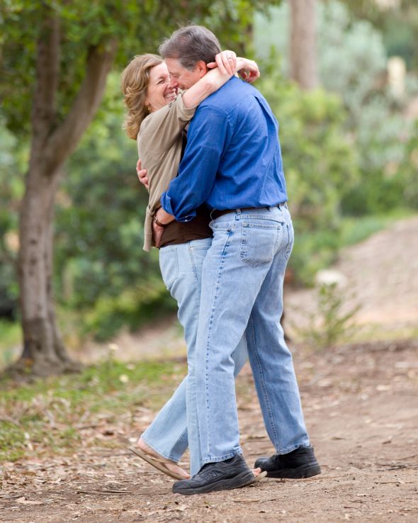 A few more e pics. Glad we took them! :  wedding photos encore Robertajohnengage.print 44
