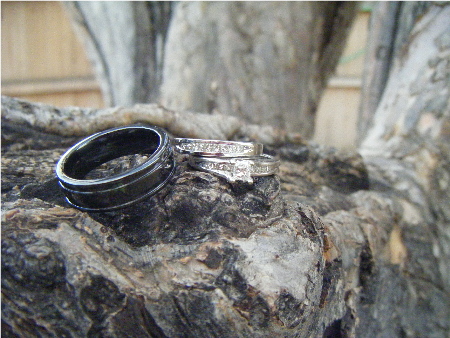 Lets see that RING!!! :  wedding rings Po8