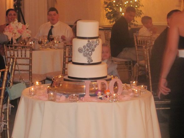 11-11-11 non-pro photos! :  wedding wedding november vintage black pink IMG 4251