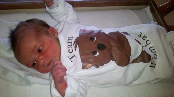 Show me your baby's coming home outfit! :  wedding Team Wombat