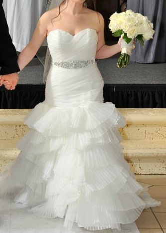 Anais Collezioni/ValStefani 'REAL' brides in these two dress! Please post pics! :  wedding trumpet gown dress mermaid val stafani anais 388552 10150517769787442 551277441 10496542 1882190278 N