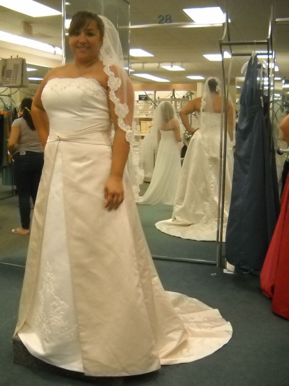 I had second thoughts about my dress. ... so I bought a NEW one. :  wedding DSCN1328