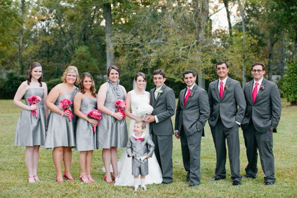 11.5.11 Recaps! {BRIDAL PARTY/B&G SHOTS} :  wedding recap portraits socks 038 Post Portraits