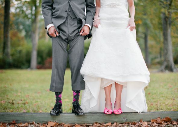 11.5.11 Recaps! {BRIDAL PARTY/B&G SHOTS} :  wedding recap portraits socks 069 Post Portraits