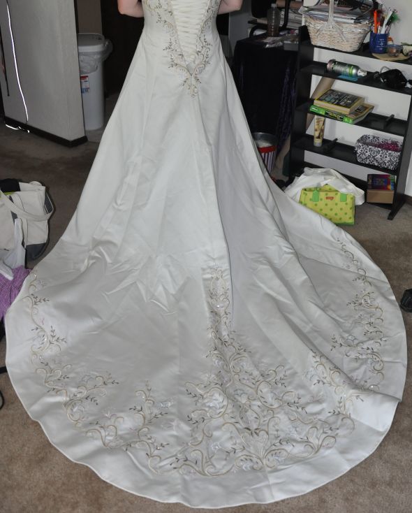 Ladies, let me see your dress, I need ideas and inspiration! :  wedding My Dress 3 2