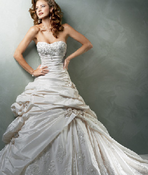 Please help me on which dress that I should choose :  wedding brianna sabelle maggie sottero dress Sabelle