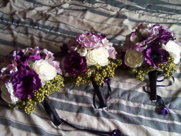 brides maids <img class='bb_attachments_link' title='attachments' align='absmiddle' src='http://diy.weddingbee.com/my-plugins/bb-attachments/icons/default.gif' />