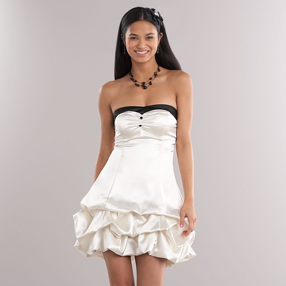 Courthouse Wedding :  wedding wedding dress court courthouse wear Whitedress