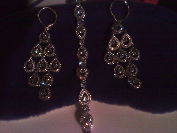Update... FINALLY found my earrings! :  wedding 0929002226b
