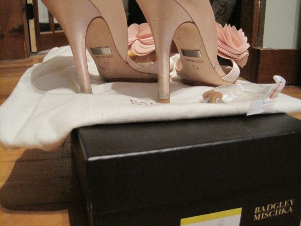 Blush Pink Badgley Mischka Peep Toe :  wedding shoes blush pink size 7 badgley mischka heels Heels