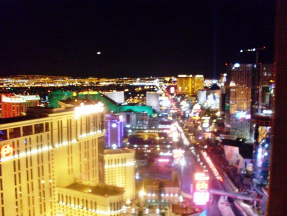 Post of picture of your honeymoon destination : wedding Las Vegas 2009 082