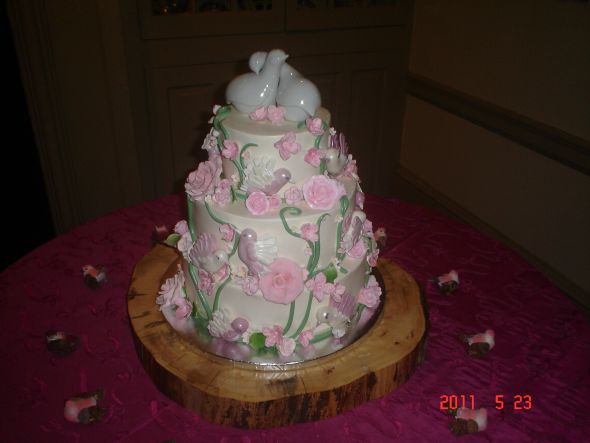 Show me your cake! :  wedding purple fondant superhero tiered DSC01824
