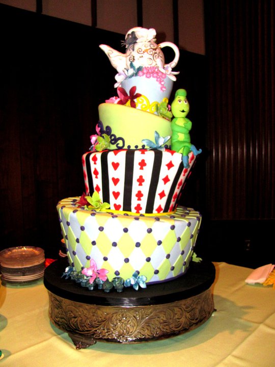 Alice in Wonderland wedding cake wedding blue green cake inspiration 