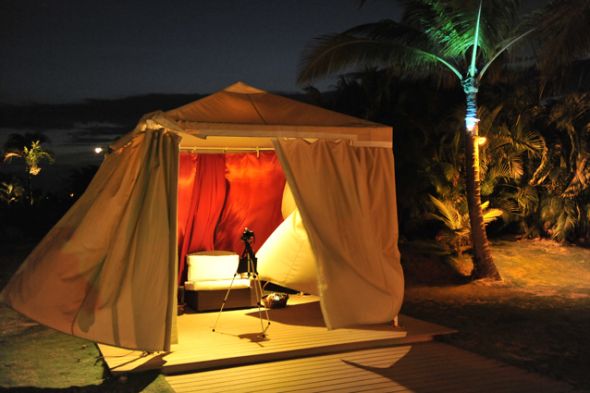 Recap time! Paradise in Panama :  wedding Photobooth Setup