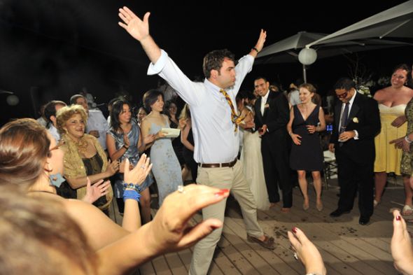 It's a Dance Party! Post your fav pic of you/guests shaking their groove thing! : wedding Snatch