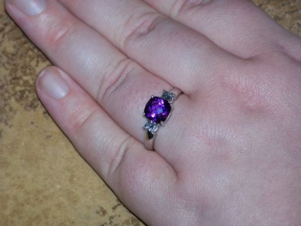 Would you rather have a smaller diamond ring or a larger non-diamond ring? : wedding Ering