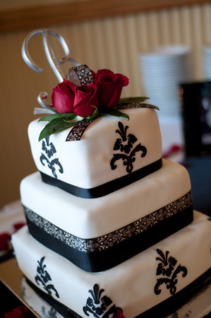 Show me your cake! :  wedding purple fondant superhero tiered 198