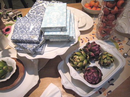Which formal china do you like the most? I love hearing all your opinions! :) :  wedding Large Juliskacielo2