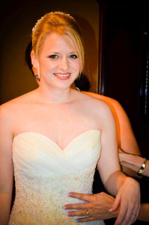 You on your wedding day vs. you in real life - PICS! :  wedding Weddingday