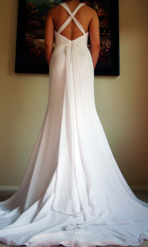 Wanted Size 04 wedding dress strapless or one shoulder mermaid style 