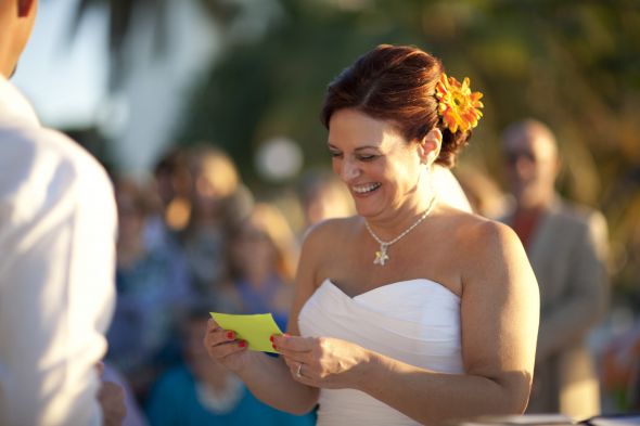 What are you wearing in your hair? : wedding DaisyHair