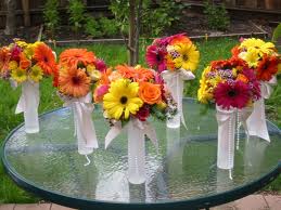 Gerber+daisy+flower+arrangements+for+weddings