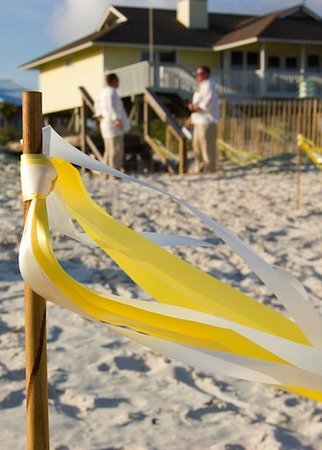 Beach Ceremony Decor - Need ideas for simple decorations : wedding beach ceremony Ideas1