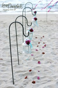 Beach Ceremony Decor - Need ideas for simple decorations : wedding beach ceremony Ideas7