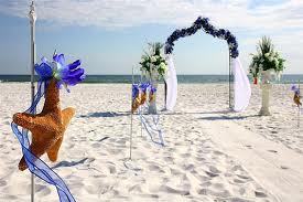 Beach Ceremony Decor - Need ideas for simple decorations : wedding beach ceremony Ideas8