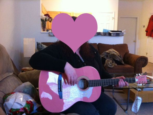 So, what did nestbees get for Christmas? :  wedding Guitar