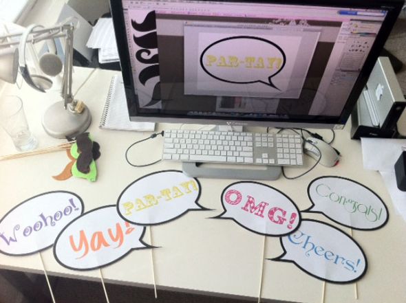 DIY photobooth signs and props! :  wedding diy reception Signs3